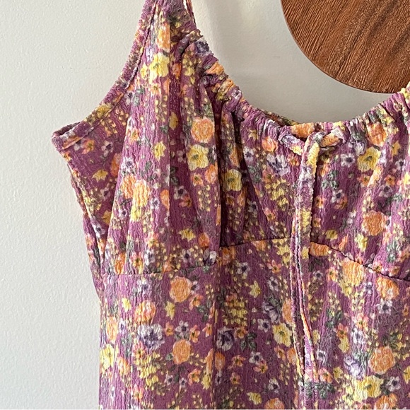 Cute flower dress - Picture 2 of 3